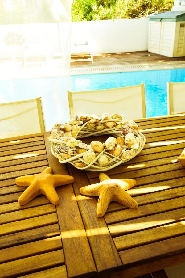פרוטאראס Riverland Beach Villa מראה חיצוני תמונה