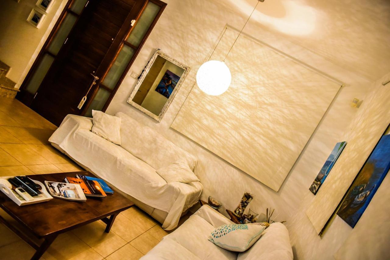 פרוטאראס Riverland Beach Villa מראה חיצוני תמונה