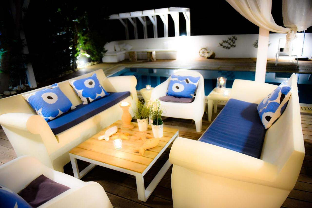 פרוטאראס Riverland Beach Villa מראה חיצוני תמונה