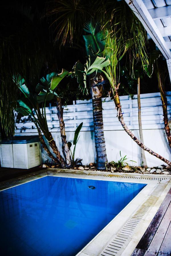 פרוטאראס Riverland Beach Villa מראה חיצוני תמונה