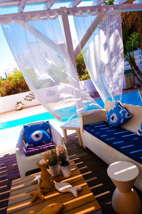 פרוטאראס Riverland Beach Villa מראה חיצוני תמונה