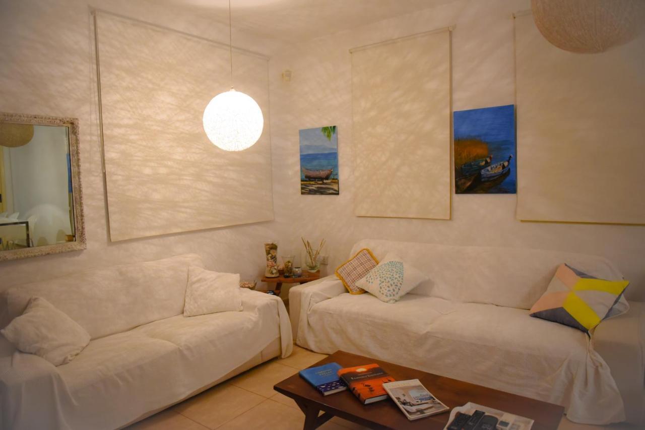פרוטאראס Riverland Beach Villa מראה חיצוני תמונה
