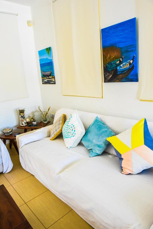 פרוטאראס Riverland Beach Villa מראה חיצוני תמונה